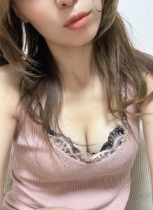 内田杏奈♡本日も出勤 - The 美魔女 京都店 | 京都でおすすめのメンズエステ